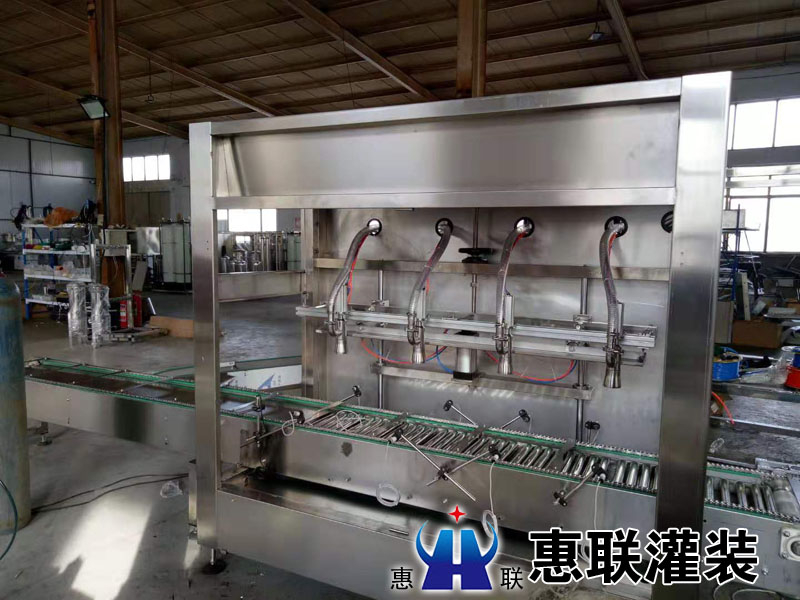 4頭全自動(dòng)稱(chēng)重式食用油灌裝機(jī)